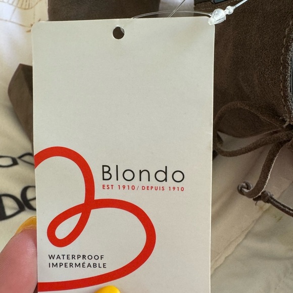 NWT Blondo Suede Ankle Boots Block Heel & Y2K Lace Up Size 6.5 - Picture 11 of 12